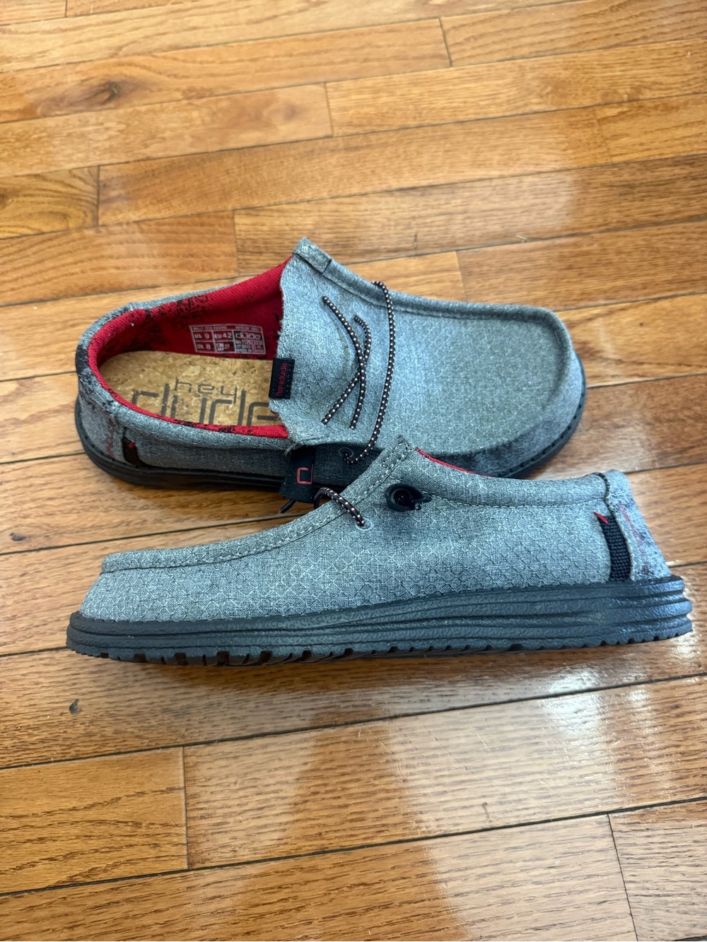 Men's Grey Hey Dude Slip-On Shoes size 9 men